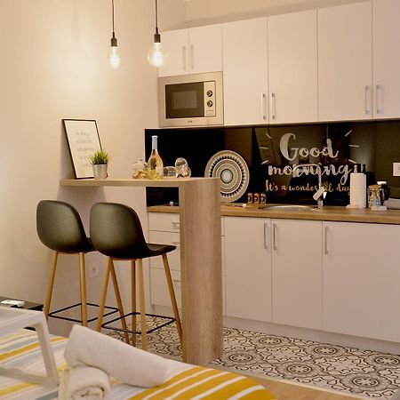 Apartment Pleasure Újvidék Kültér fotó