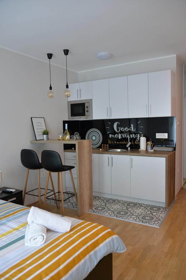 Apartment Pleasure Újvidék Kültér fotó